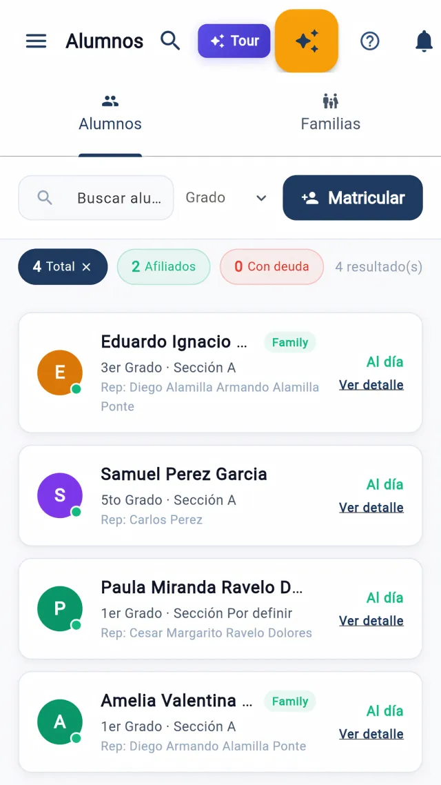 Lista de alumnos en el aula del maestro de KREA School